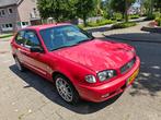 Toyota Corolla 1.6 HB G6 2001 Rood, Voorwielaandrijving, Zwart, 4 cilinders, 1200 kg