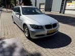 BMW 3-serie Touring 318d zeer nette auto leer navigatie, Achterwielaandrijving, Zwart, 4 cilinders, 122 pk