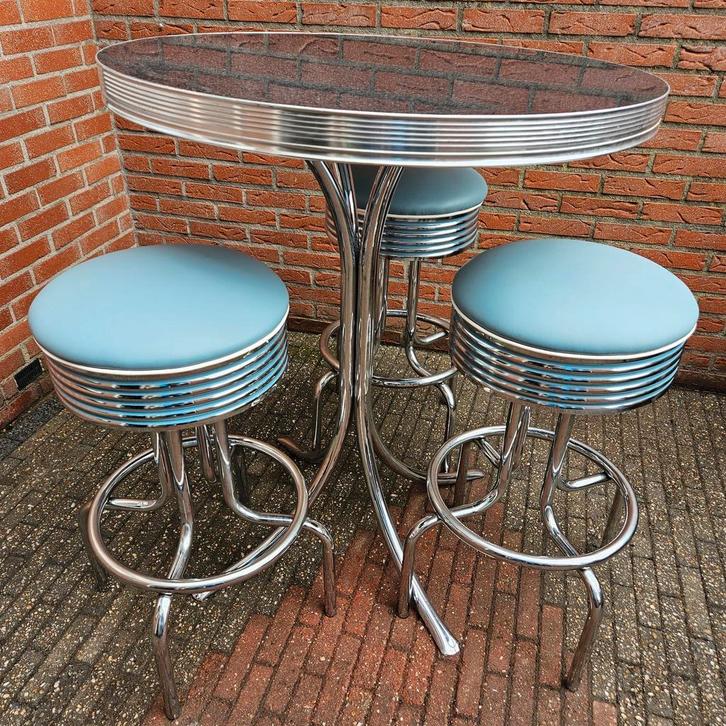 FIFTIES SIXTIES AMERIKAANSE BARKRUKKEN BEL AIR BAR TAFEL, Huis en Inrichting, Barkrukken, Zo goed als nieuw, 60 tot 90 cm, Metaal