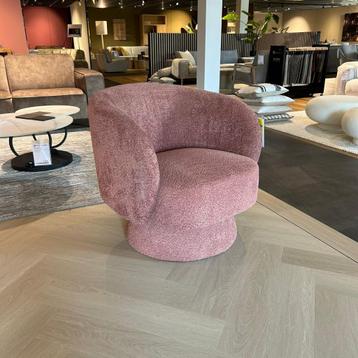 Prachtige trendy fauteuil in het Oud-Roze! OP=OP! beschikbaar voor biedingen