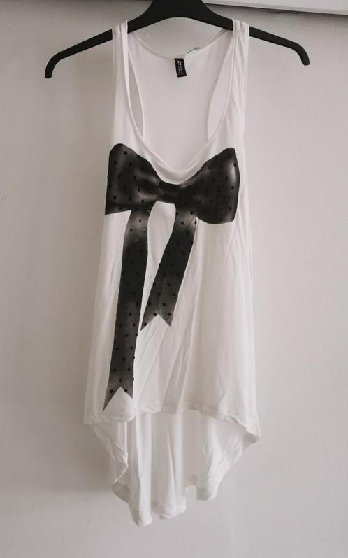 H&M top met strik mt. 38, Kleding | Dames, Tops, Zo goed als nieuw, Maat 38/40 (M), Wit, Zonder mouw, Verzenden