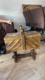Naaikist oud, Antiek en Kunst, Antiek | Naaimachines, Ophalen of Verzenden