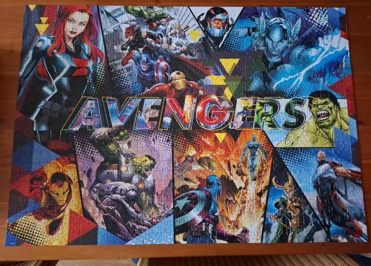 Puzzel Marvel Avengers, Hobby en Vrije tijd, Denksport en Puzzels, Zo goed als nieuw, 500 t/m 1500 stukjes, Ophalen
