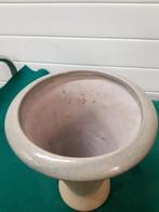 bloempot in vaasvorm, Tuin en Terras, Bloempotten, Ophalen of Verzenden, 'T Olde Gre-j, Info@toldegrej.nl, Endepoelstraat 20f Didam