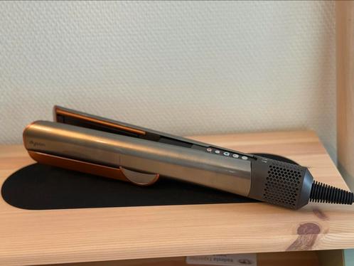 Dyson airstraight, Sieraden, Tassen en Uiterlijk, Uiterlijk | Haarverzorging, Zo goed als nieuw, Pruik of Haarverlenging, Ophalen of Verzenden