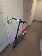 Elektrische step, Fietsen en Brommers, Steps, Ophalen, Zo goed als nieuw, Elektrische step (E-scooter)