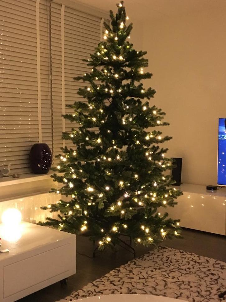 Grote kunstkerstboom Triumph tree 230 cm met LED verlichting, Diversen, Kerst, Gebruikt, Ophalen