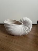Originele Ferm Living shell vaas vase bloempot, Ophalen, Zo goed als nieuw, Rond, Porselein of Keramiek