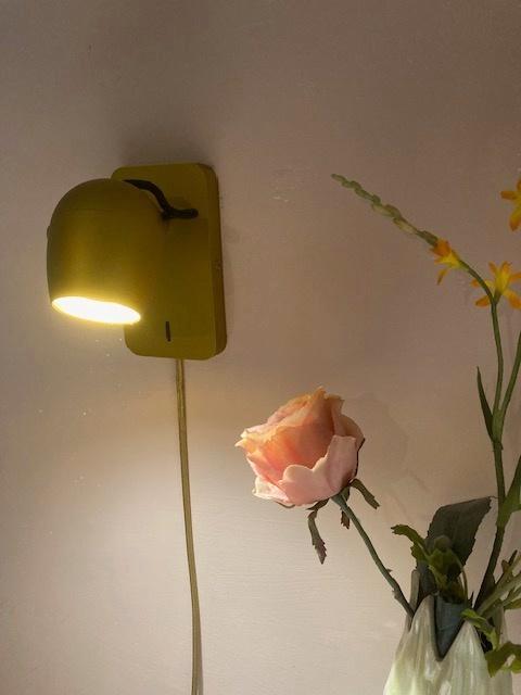 Set van twee design wandlampjes, goudkleurig, Huis en Inrichting, Lampen | Wandlampen, Zo goed als nieuw, Metaal, Ophalen of Verzenden