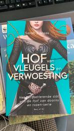 Sarah J. Maas - Hof van vleugels en verwoesting, Boeken, Fantasy, Sarah J. Maas, Ophalen of Verzenden, Zo goed als nieuw