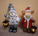 2 Kerstbeeldjes - Sneeuwman & Rendier met Lantaarn, Diversen, Kerst, Ophalen, Zo goed als nieuw