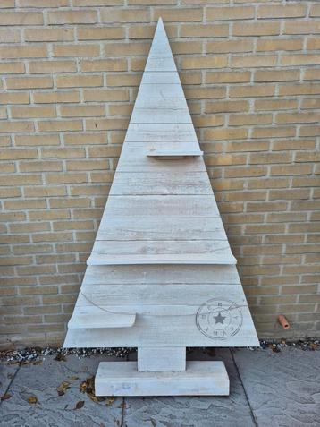 Houten kerstboom Intratuin  beschikbaar voor biedingen
