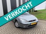 Ford Focus 2.0-16V Ghia Automaat-Airco-ElekPakket-Trekhaak, 4 cilinders, Metallic lak, 1151 kg, Euro 4