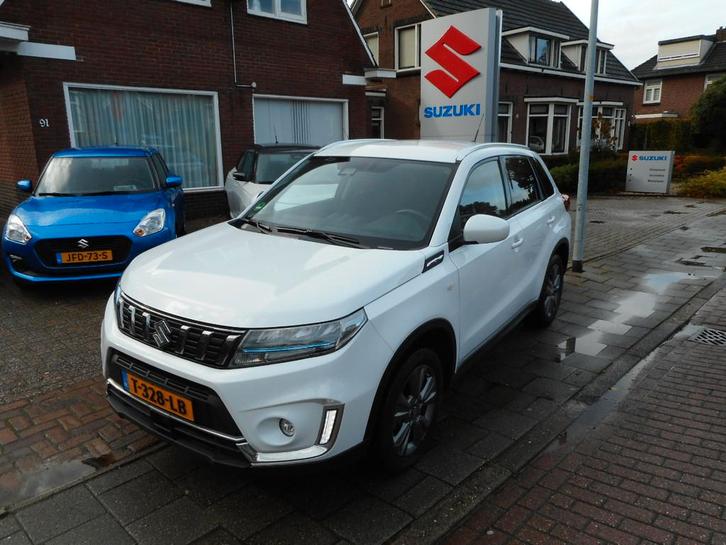 Suzuki Vitara AUTOMAAT 1.5 HYBRID (bj 2023), Auto's, Suzuki, Bedrijf, Te koop, Vitara, ABS, Airconditioning, Alarm, Centrale vergrendeling