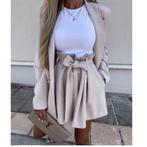 Stijlvol damespak – Blazer & Shorts Set – M/L/XL, Maat 38/40 (M), Kostuum of Pak, Verzenden, SH FAMILY THANH SON NGUYEN Aleja Krakowska 109 02-180 Warszawa, Polska
