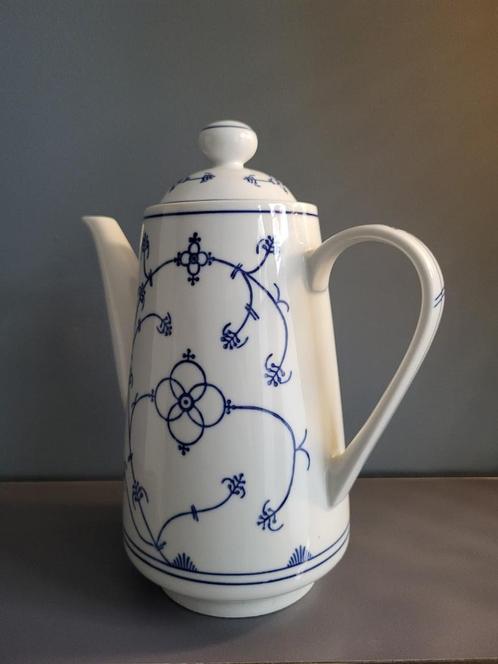 vintage keramiek o.a. theepotten voor weinig vaasjes schotel, Antiek en Kunst, Antiek | Keramiek en Aardewerk, Ophalen of Verzenden