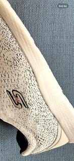 TK Dames Skechers, Beige, Nieuw, Ophalen of Verzenden, Sneakers of Gympen