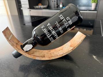 Wijnhouder - nieuw beschikbaar voor biedingen