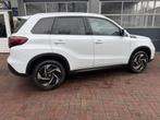 Suzuki Vitara 1.5 Hybrid Style Automaat Panodak 25.103 KM 10, Auto's, Suzuki, Gebruikt, 4 cilinders, 400 kg, Leder en Stof