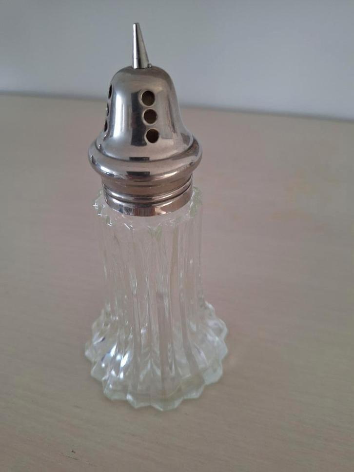 Verschillende vaasjes, suikerstrooier, dienblad en karafjes, Antiek en Kunst, Antiek | Glas en Kristal, Ophalen of Verzenden