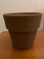 Bloempot Kleur: Taupe Nieuw, Rond, Nieuw, Ophalen of Verzenden, Aardewerk