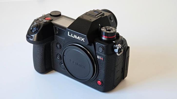 Panasonic Lumix DC-S1H - Slechts 192 Clicks!, Audio, Tv en Foto, Videocamera's Digitaal, Zo goed als nieuw, Camera, Overige soorten