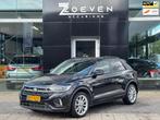 Volkswagen T-ROC 1.5 TSI R-Line, Stof, 4 cilinders, 150 pk, Zwart