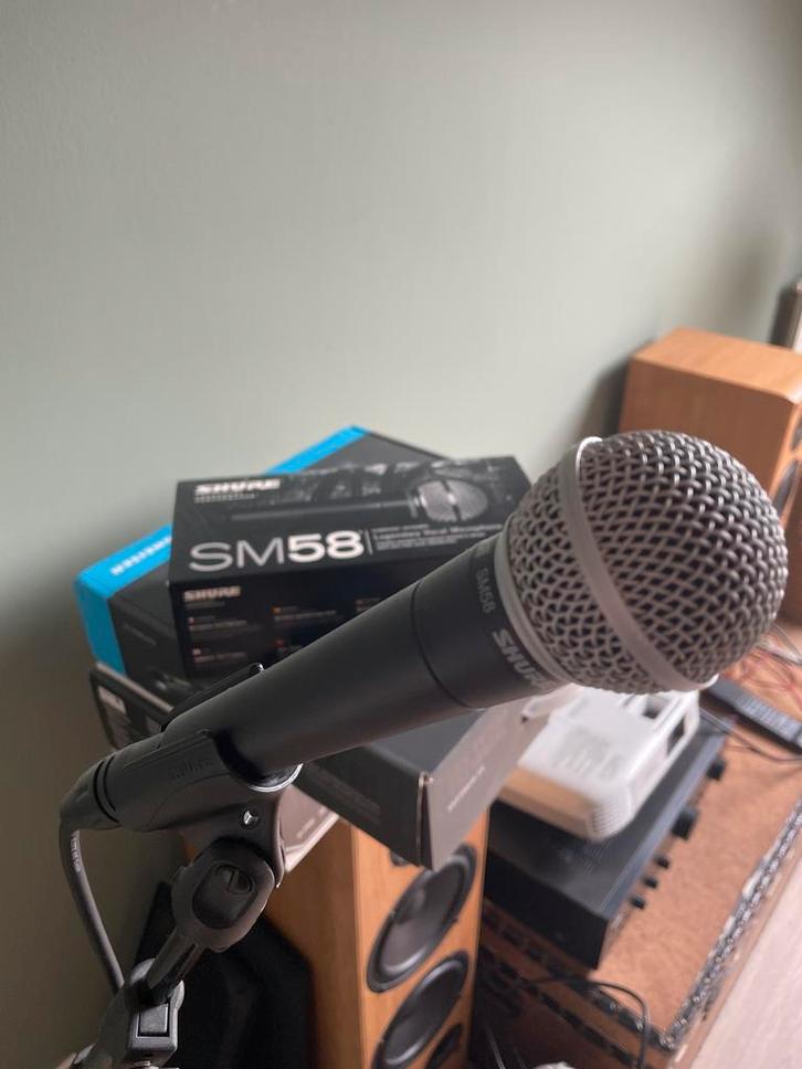 Shure SM58 Zangmicrofoon, Muziek en Instrumenten, Microfoons, Zo goed als nieuw, Zangmicrofoon, Ophalen of Verzenden