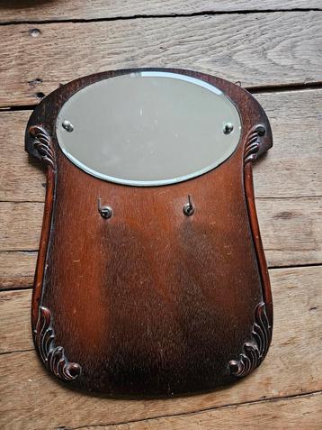 Spiegel Art Deco beschikbaar voor biedingen