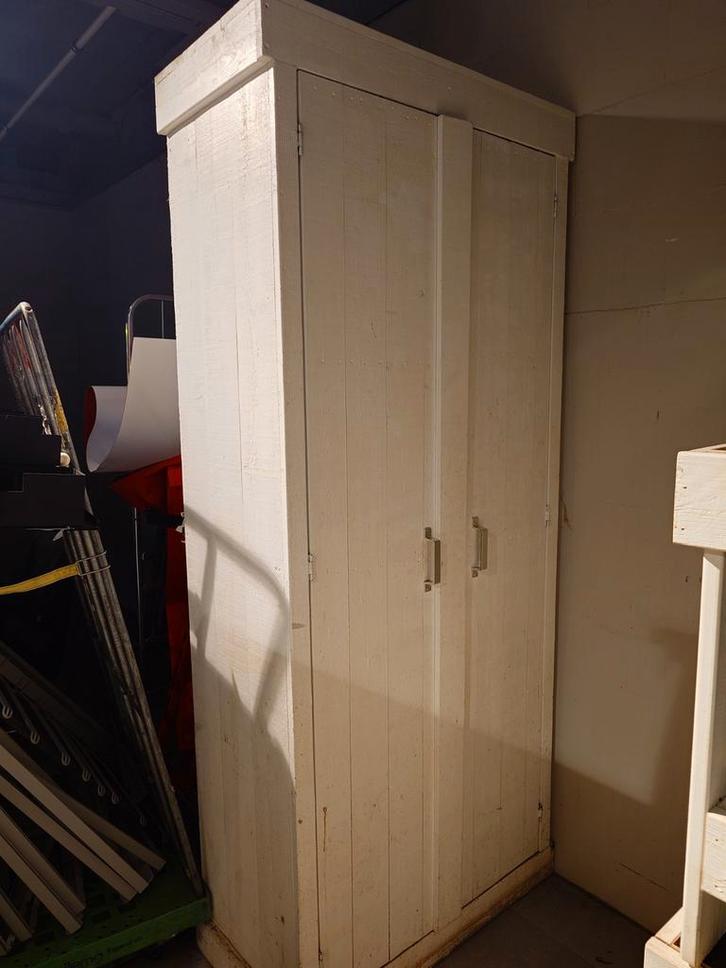 Witte kast - opknapper!, Huis en Inrichting, Kasten | Kledingkasten, Ophalen