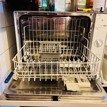 Bosch mini vaatwasser met  Defect beschikbaar voor biedingen