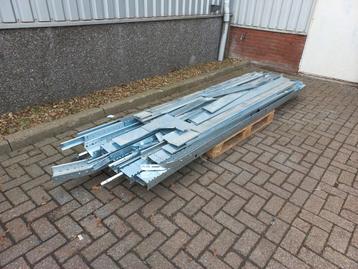 64 meter stalen kabelgoot – diverse lengtes – 12 cm breed –  beschikbaar voor biedingen