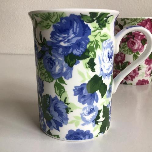 Mok beker Williams Roberts - rozen blauw roos NIEUW, Huis en Inrichting, Keuken | Servies, Nieuw, Kop(pen) en/of Schotel(s), Porselein
