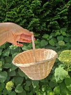 Bloemenkind bruidsmeisje rieten mand strooimandje bruiloft, Ophalen of Verzenden, Nieuw, Accessoires
