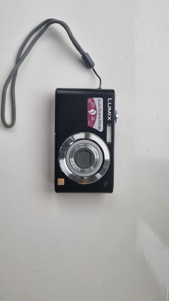 Panasonic Lumix DMC FS4 in perfecte staat met accessoires, Compact, 8 Megapixel, Ophalen of Verzenden, Zo goed als nieuw