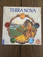 Terra Nova, Ophalen of Verzenden, Zo goed als nieuw