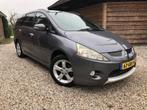 Mitsubishi Grandis 2.4 Mivec 7 2008 Grijs, Auto's, Voorwielaandrijving, Stof, Zwart, 7 stoelen