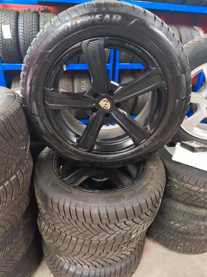 Porsche Macan Winterset 5x112 19 inch, Auto-onderdelen, Banden en Velgen, Banden en Velgen, Winterbanden, 19 inch, 255 mm, Personenwagen