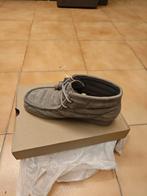 Clarks Wallabees, Kleding | Dames, Schoenen, Nieuw, Ophalen of Verzenden, Sneakers of Gympen, Grijs