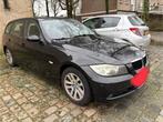 BMW 320i Touring 2007 – Motorstoring (lage compressie), Auto's, BMW, 13 km/l, Achterwielaandrijving, 4 cilinders, Zwart