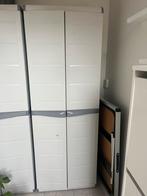 Witte kunststof kast met deuren en planken, Ophalen, Kunststof, Gebruikt, 50 tot 100 cm