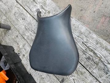 Zadel Yamaha R6 99-02  beschikbaar voor biedingen