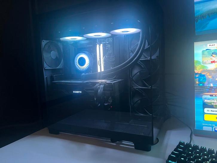 Gaming PC - Krachtig en Betrouwbaar ryzen 5 7600x rx7700xt, Computers en Software, Computerbehuizingen, Gebruikt, Ophalen of Verzenden
