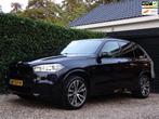 BMW X5 XDrive35i High Executive | M- pakket | HUD | Harman/, 2005 kg, Gebruikt, Zwart, Leder
