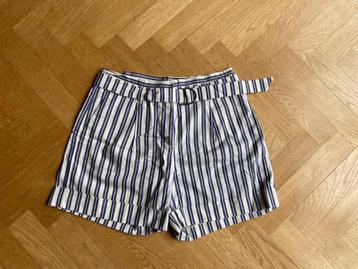 Nette dames korte broek /short -wijd model blauw wit /Esprit beschikbaar voor biedingen