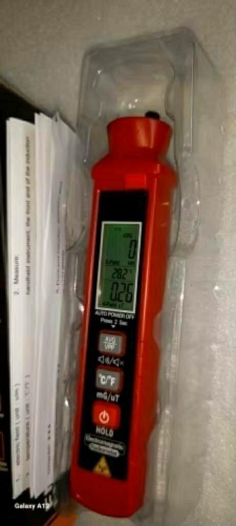 Multifunctionele elektromagnetische stralingsmeter, Verzamelen, Militaria | Algemeen, Overige soorten, Overige typen, Nederland