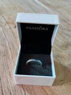 Zilveren ring. Pandora., Ophalen of Verzenden, Zo goed als nieuw, 17 tot 18, Dame