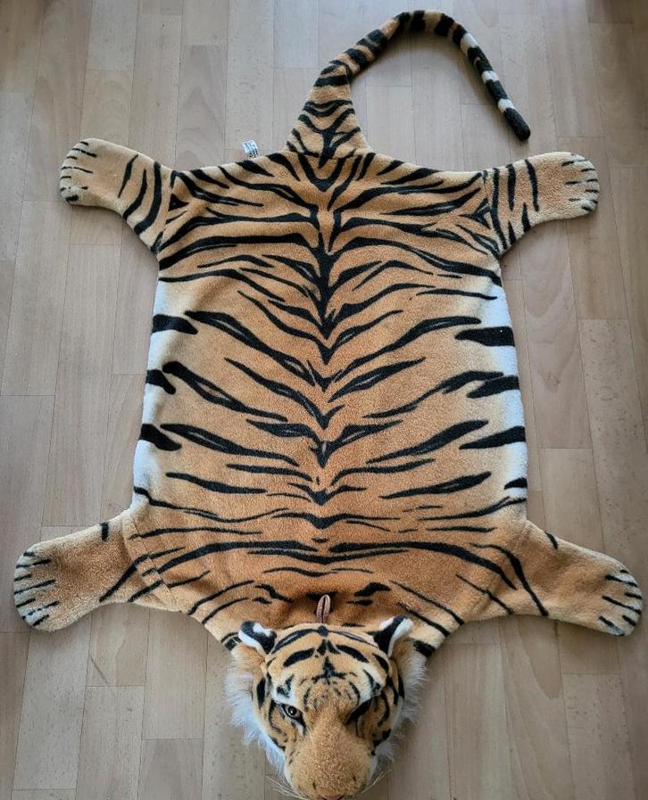 tijger vloerkleed+grote krokodil voor kinder/speelgoedkamer, Kinderen en Baby's, Kinderkamer | Inrichting en Decoratie, Overige typen