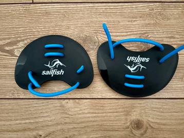 Sailfish hand peddels beschikbaar voor biedingen