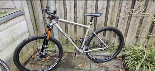 Mountainbike Creed be One framemaat 53cm, Fietsen en Brommers, Fietsen | Heren | Sportfietsen en Toerfietsen, Zo goed als nieuw